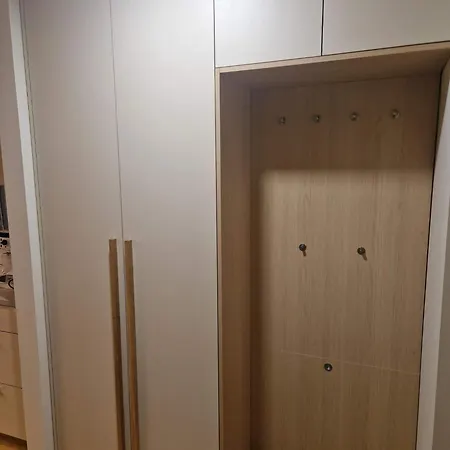 Oja 69-4 아파트 페르누